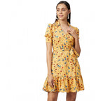 Women's Polyester Floral Short Sleeve Above Knee Dress (Yellow)