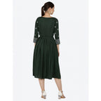 Women's Casual Rayon 3-4th Sleeves Kurti (Green)